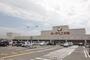 スーパー　ヨークベニマル岩沼店（スーパー）まで700m
