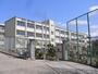 中学校　神戸市立伊川谷中学校（中学校）まで982m
