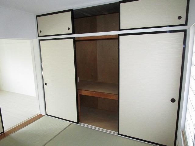 収納　参考写真（２０２号室）