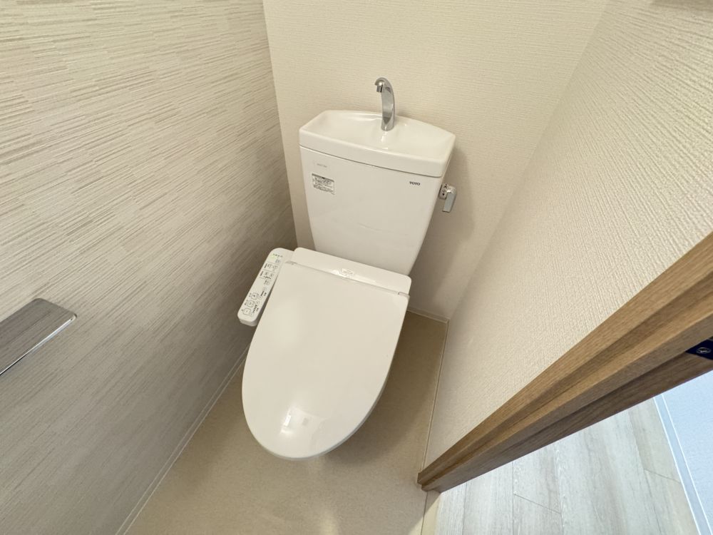 エスリード大阪セレスティアのトイレ写真