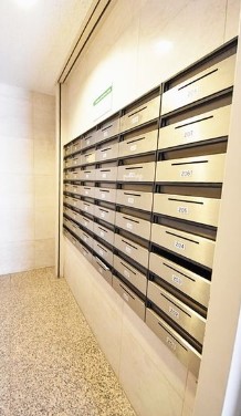 地下鉄空港線 大濠公園駅 徒歩9分 10階建 築27年の外観写真