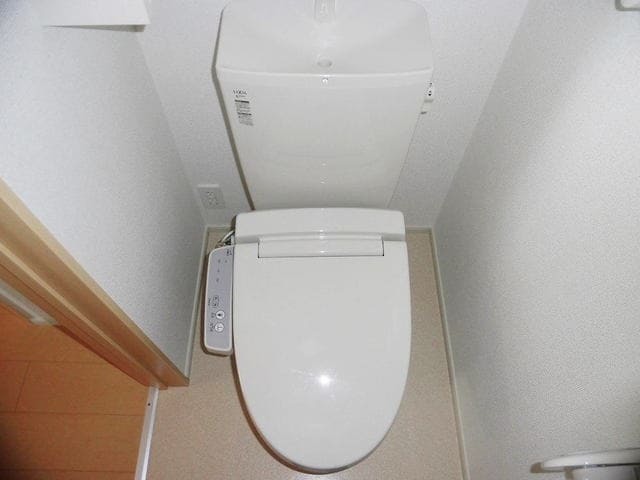 レジデンス別所のトイレ写真