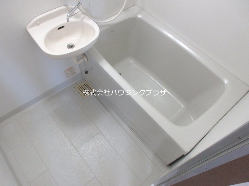 バス・シャワールーム　※別室参考写真