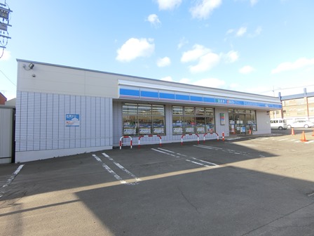 コンビニ　ローソン札幌厚別東1条三丁目店（コンビニ）まで219m