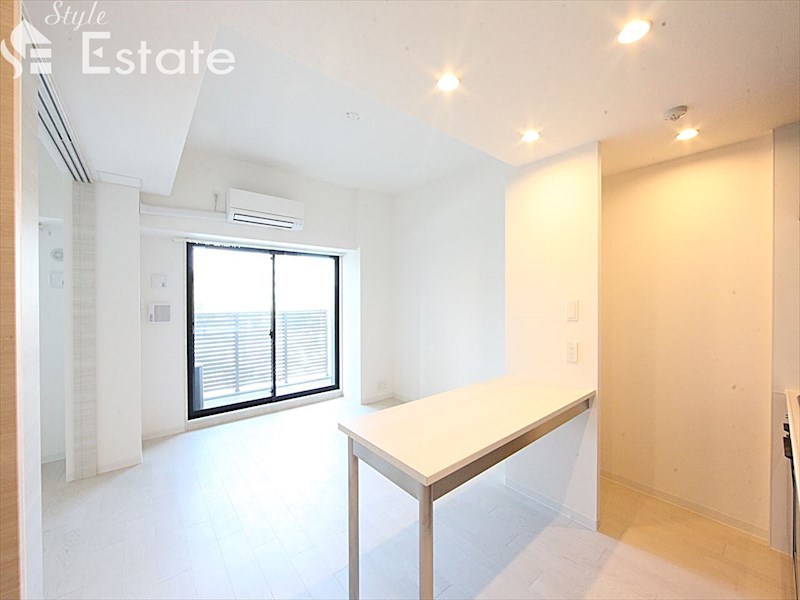 S-RESIDENCE葵IIの居間写真