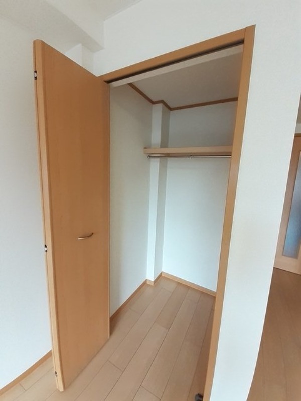 収納　図面と現状に相違がある場合には現状を優先