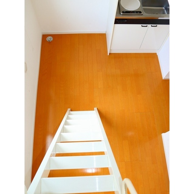 その他部屋・スペース　清潔感のあるフローリングのお部屋です