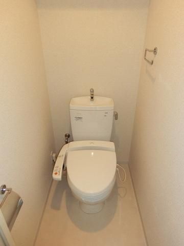 トイレ　洗浄機能付きトイレ