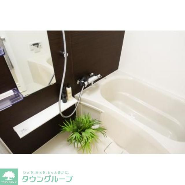 バス・シャワールーム　※写真は同タイプ住戸です。
