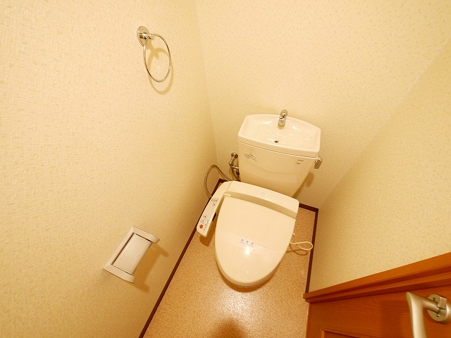 トイレ　コンパクトで使いやすいトイレです