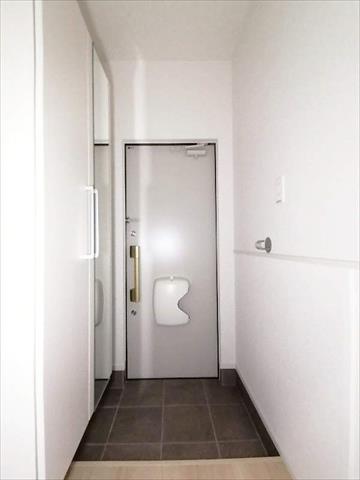 サザンクロスAの玄関写真