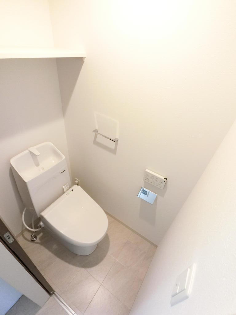 GRANDIR塚本のトイレ写真