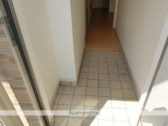 ＪＲ山陰本線 湖山駅 徒歩27分 2階建 築14年の玄関写真