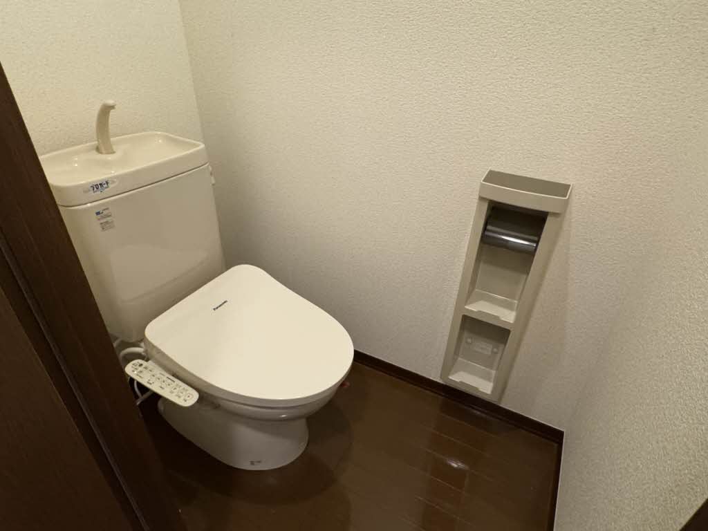 トイレ　トイレ
