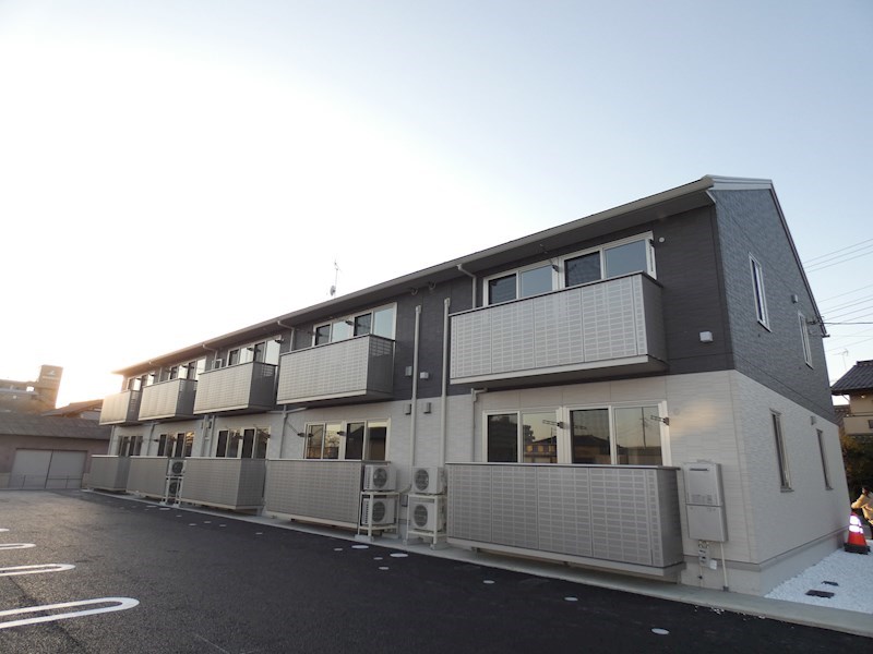 オペラハウス北代田の外観写真