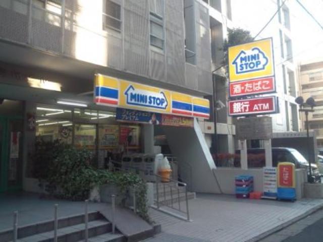 コンビニ　ミニストップ代々木2丁目店（コンビニ）まで163m