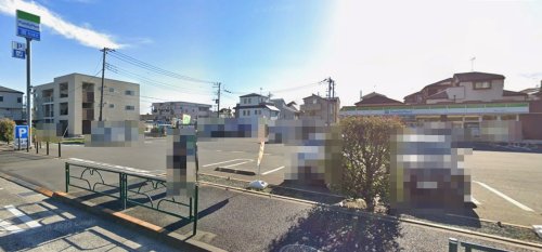 コンビニ　ファミリーマート 鹿骨二丁目店（コンビニ）まで246m