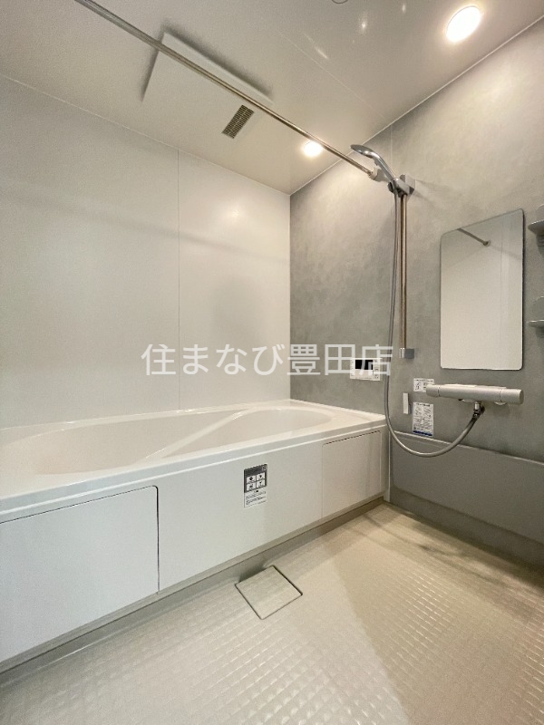 バス・シャワールーム　同型タイプ（イメージ）
