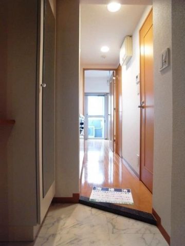 玄関　（別タイプ参考写真）アーバイル文京本駒込　文京区本駒込3