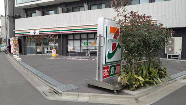 コンビニ　セブンイレブン豊島駒込駅西店（コンビニ）まで158m
