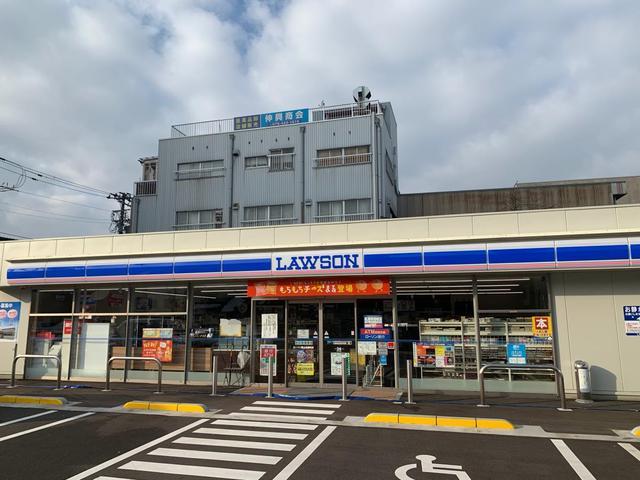 コンビニ　ローソン富山北新町店（コンビニ）まで400m
