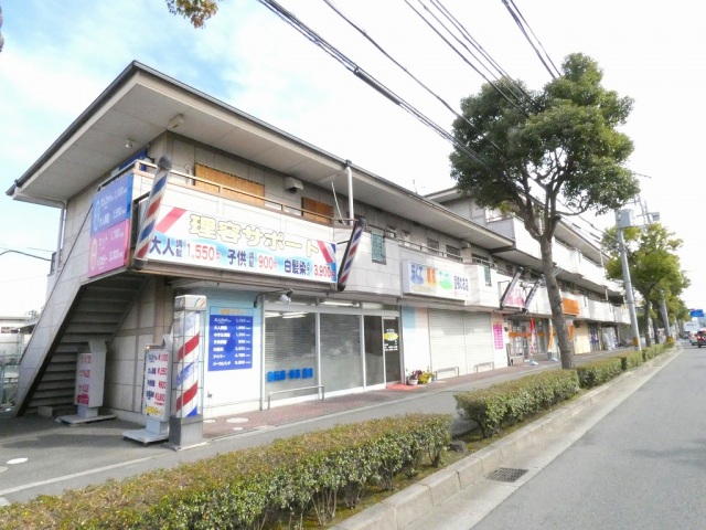 八尾市太田新町のマンションの建物外観