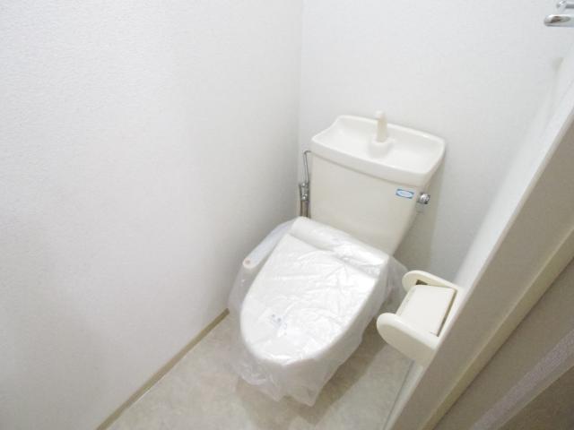 【天理市西長柄町のアパートのトイレ】