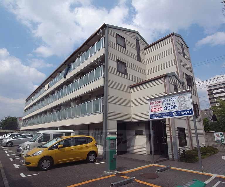 京都市中京区壬生梛ノ宮町のマンションの建物外観