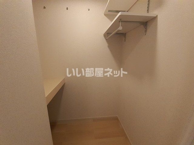 【姫路市保城のアパートの収納】