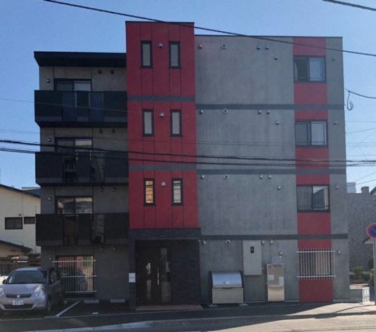 【札幌市北区北三十七条西のマンションの建物外観】