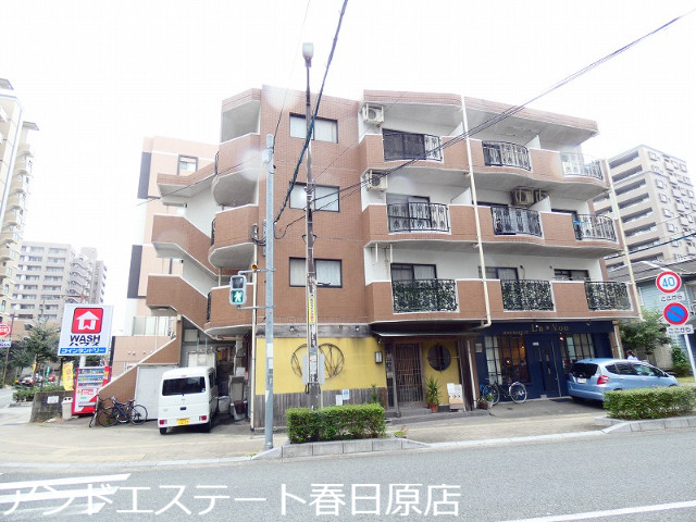 大野城市白木原のマンションの建物外観