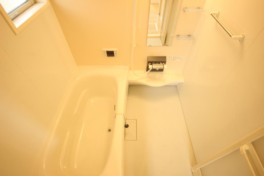 バス・シャワールーム　浴室です☆