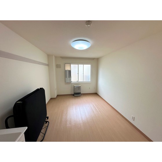 居室・リビング　※１０１号室（モデルルームの写真です）