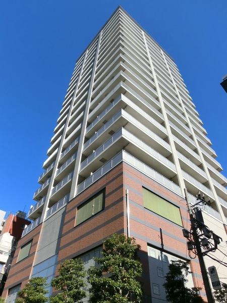 千代田区神田練塀町のマンションの建物外観