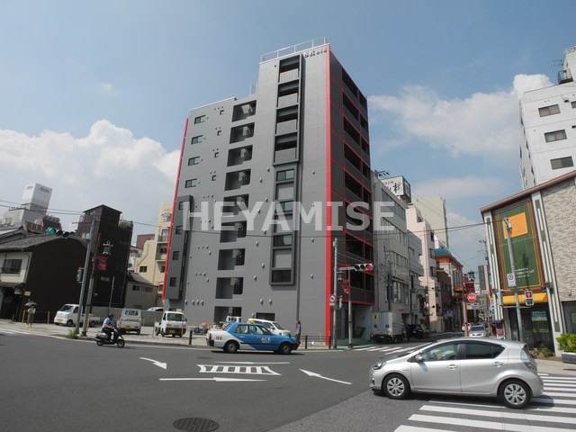 長崎市新地町のマンションの建物外観