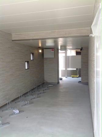 その他共有部分　屋根付き駐輪場