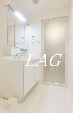 洗面設備　洗面台です。