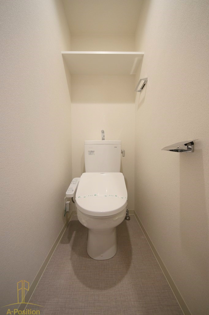 トイレ　プレサンス難波マジョリティ