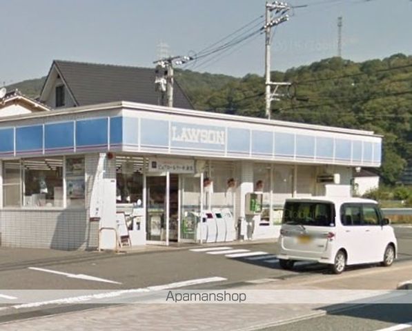 コンビニ　ローソン（コンビニ）まで806m