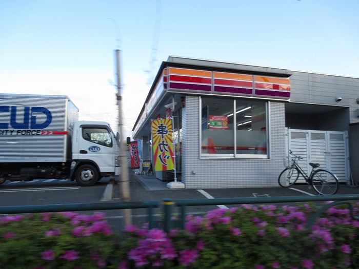 コンビニ　サークルＫ（コンビニ）まで514m