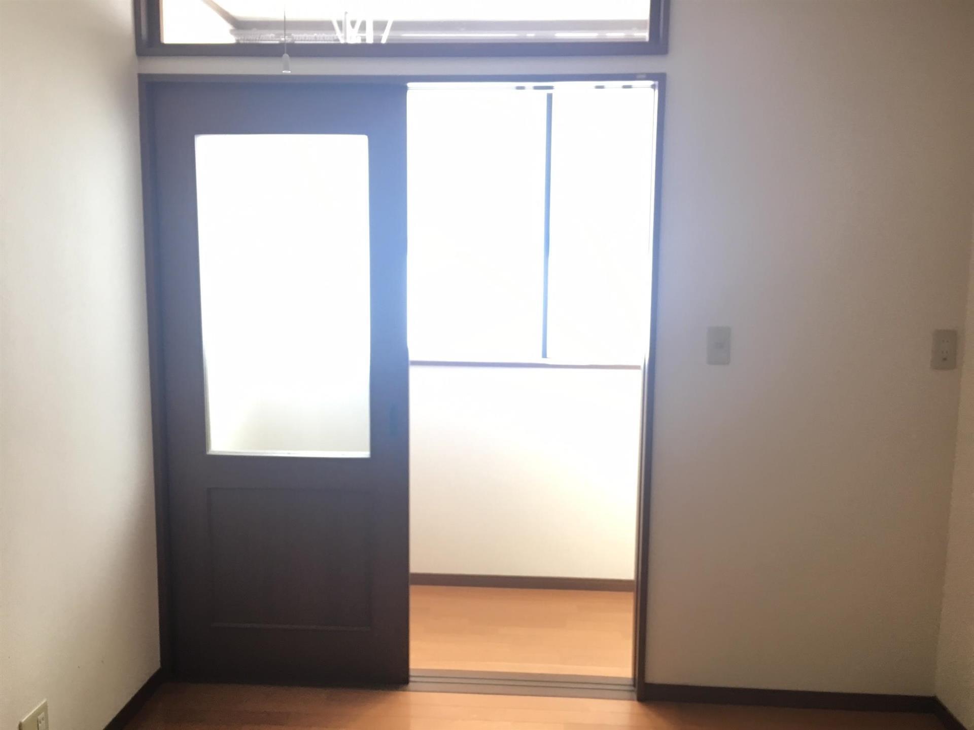 バルコニー　☆サンルームに物干せます☆