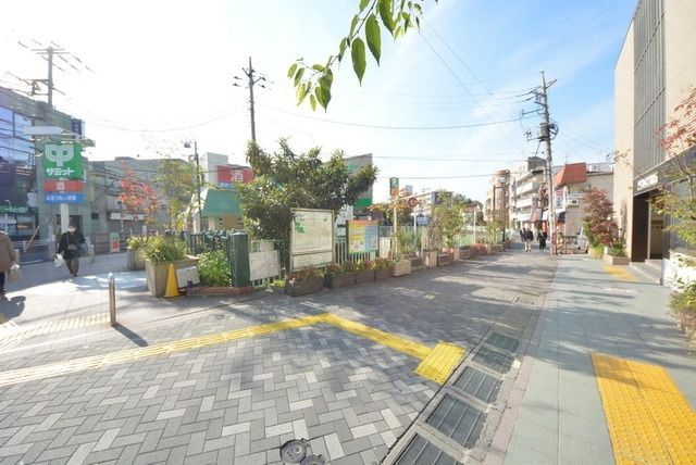 その他　駅前（その他）まで800m