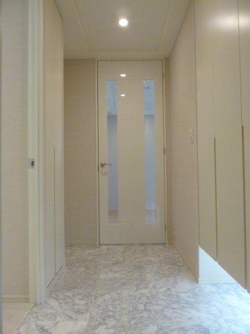 玄関　玄関※別部屋参考写真