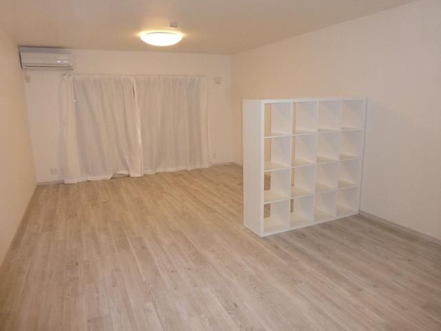 居室・リビング　セブンイレブン横須賀安浦店