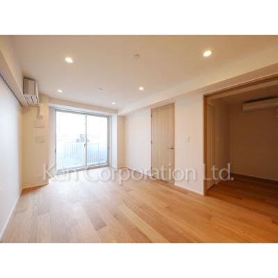 居室・リビング　同タイプ6階のお部屋を撮影。仕様が異なることがあります。