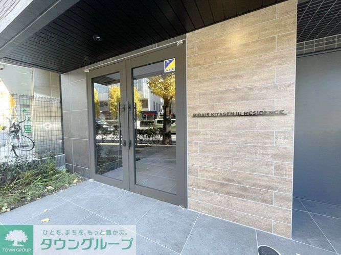 エントランス　エントランス