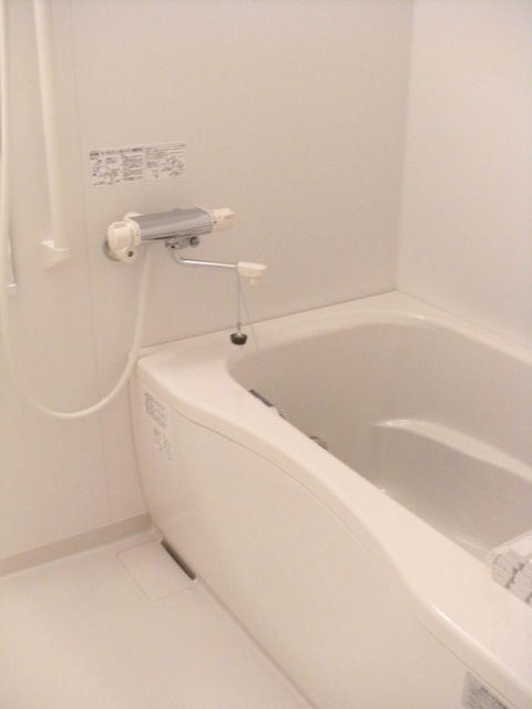 バス・シャワールーム　追い炊き・浴室乾燥機