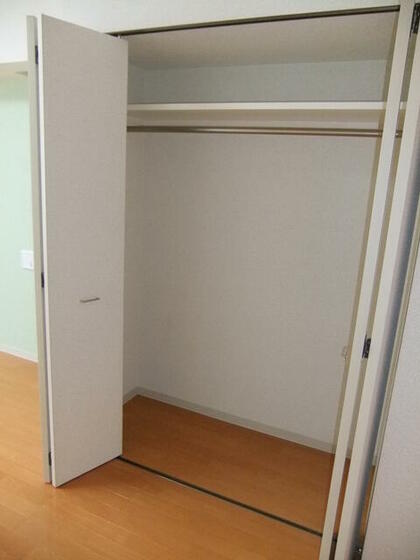 収納　洋室９帖のクローゼット