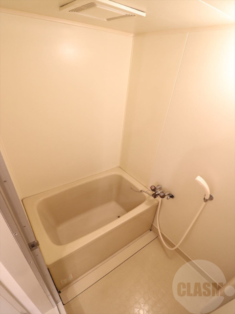 バス・シャワールーム　バスルーム