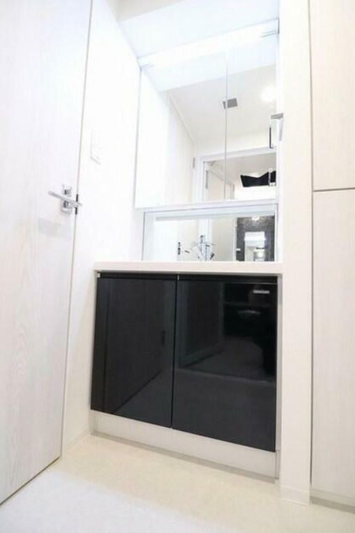 洗面設備　☆うれしい独立洗面台☆